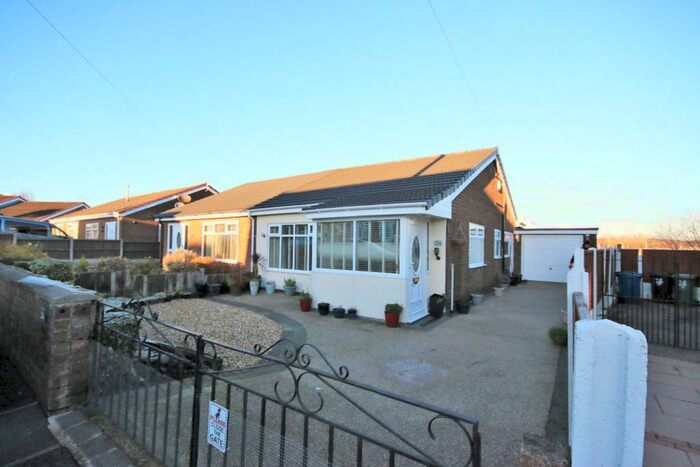 2 Bedroom Bungalow To Rent In Exford Avenue, Wigan, WN3