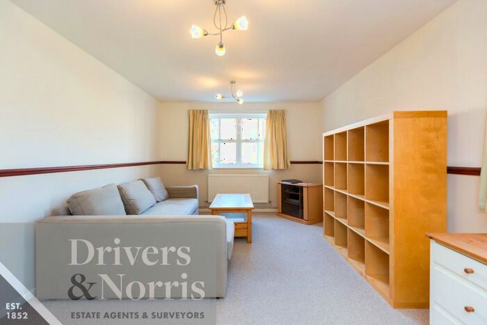 1 Bedroom Apartment To Rent In Moriatry Close, Holloway, London, N7