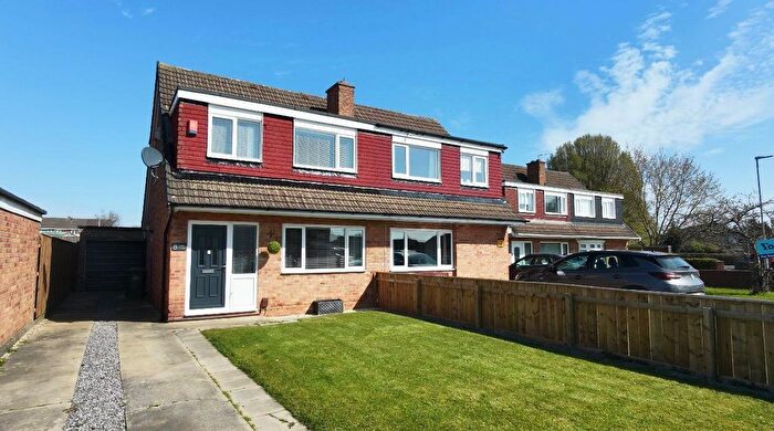 3 Bedroom Semi Detached House For Sale In Dale Close, Bishopsgarth, Stockton-On-Tees, TS19
