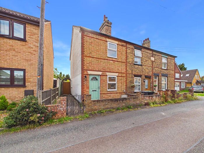 2 Bedroom Terraced House For Sale In Carter Street, Sandy, SG19