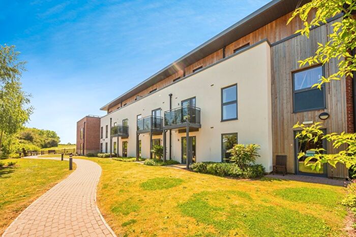 1 Bedroom Flat For Sale In Springfield Close, Stratford-Upon-Avon, Warwickshire, CV37