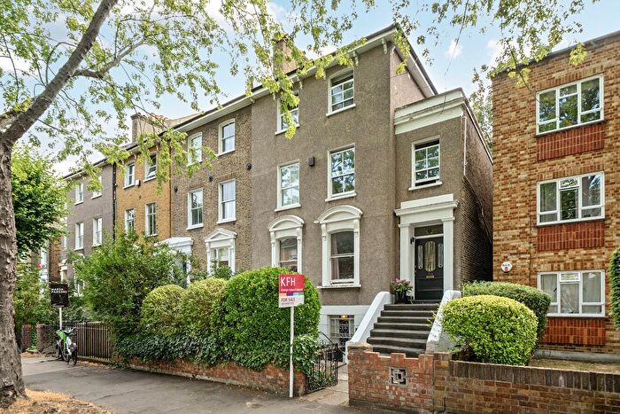2 Bedroom Flat For Sale In Manor Avenue, Brockley, London, SE4