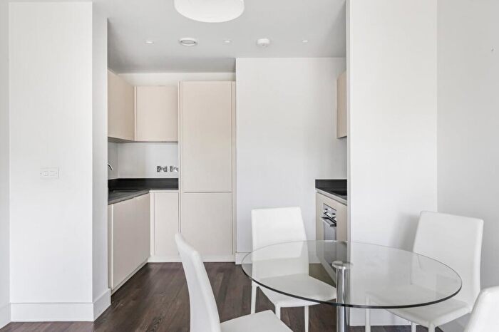 1 Bedroom Property For Sale In Arbor House, Moulding Lane, SE14