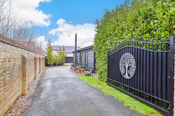4 Bedroom Barn Conversion For Sale In Stourmouth Road, Preston, Canterbury, Kent, CT3