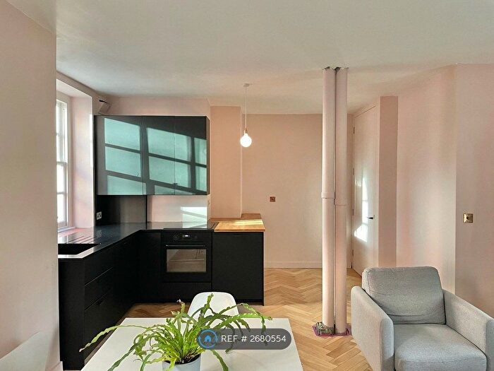 3 Bedroom Flat To Rent In Bennett House, London, SW1P