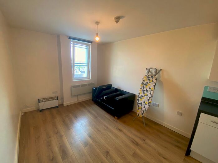 1 Bedroom Flat To Rent In New England Road, Brighton, BN1
