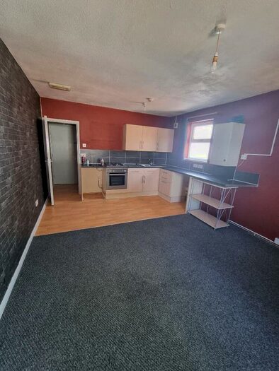 Studio To Rent In Anlaby Common, Hull, HU4