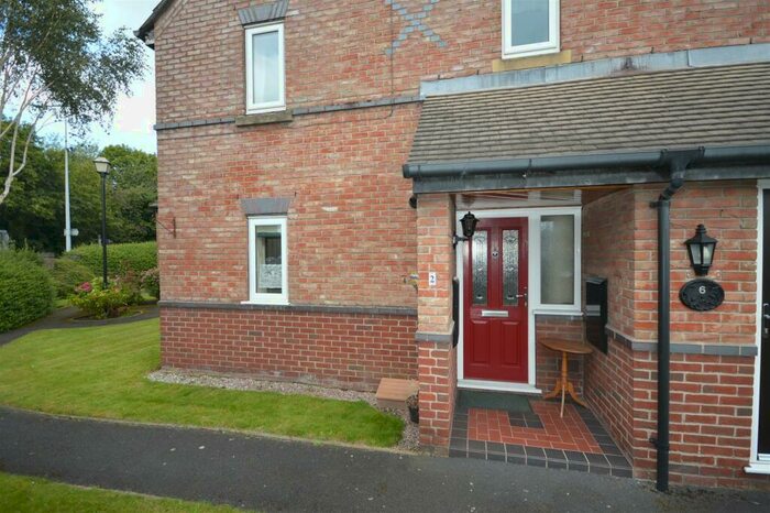 2 Bedroom Apartment To Rent In The Spinney, Sandbach, CW11