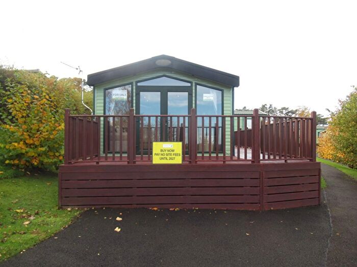 2 Bedroom Mobile/park Home For Sale In Causey Hill, Hexham, NE46