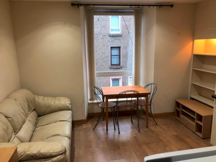 1 Bedroom Flat To Rent In Blackness Road, Dundee, DD1