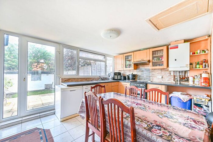 3 Bedroom Terraced House For Sale In Litchfield Gardens, Willesden, London, NW10