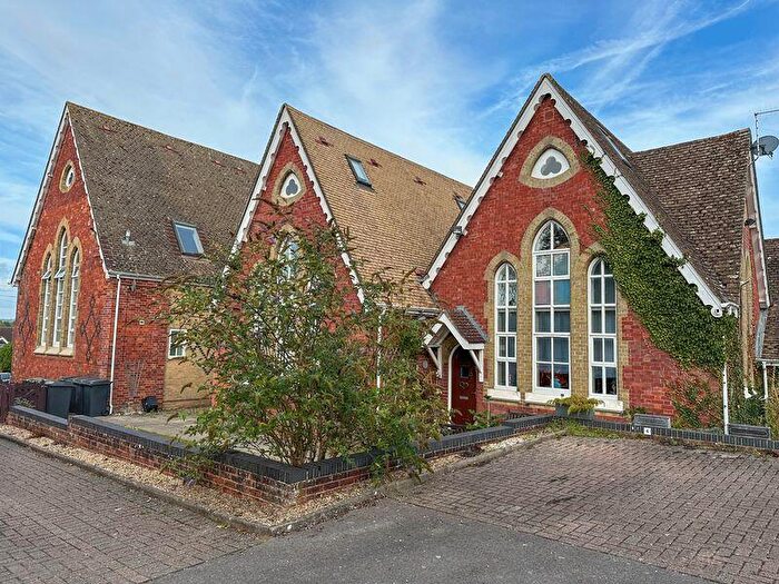 2 Bedroom House For Sale In Bishops Waltham, SO32