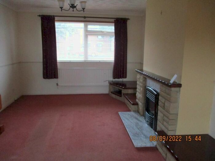 3 Bedroom End Of Terrace House To Rent In East View, Stakeford, NE62