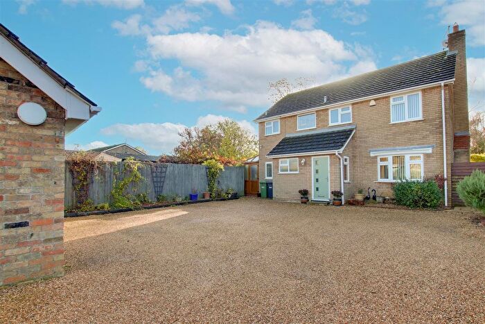 4 Bedroom Detached House For Sale In High Street, Needingworth, PE27