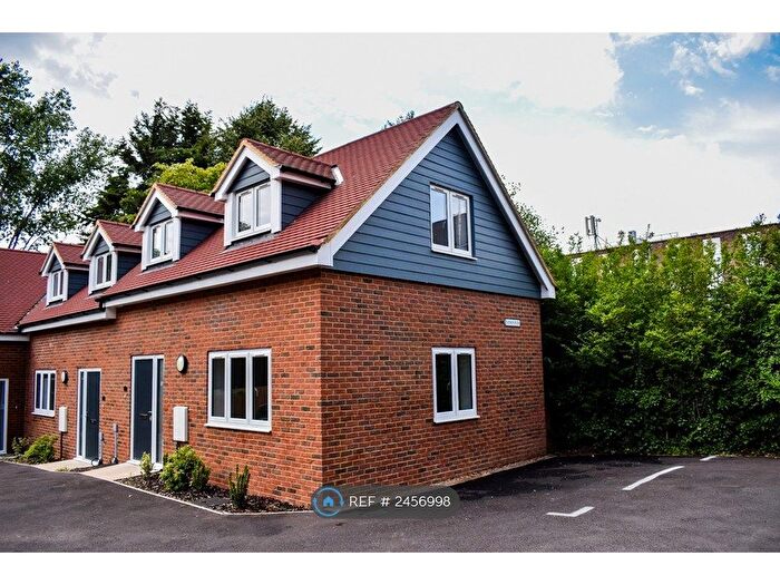1 Bedroom Semi-Detached House To Rent In Platinum House, Leatherhead, KT22
