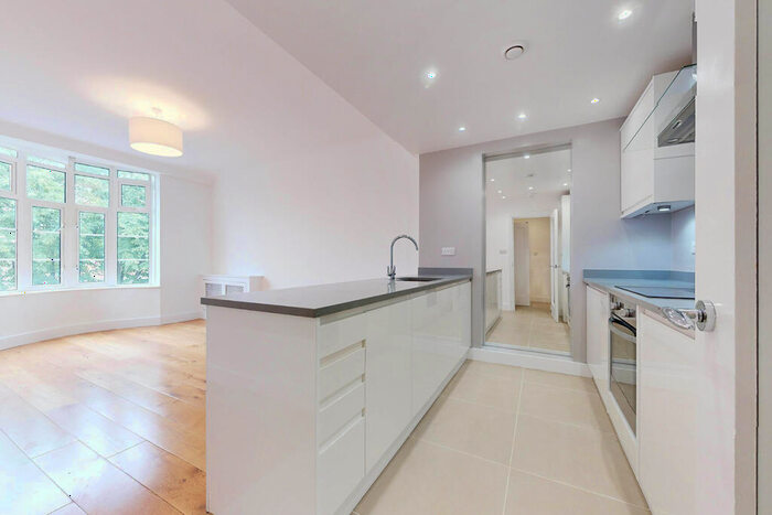 2 Bedroom Apartment To Rent In Grove End Gardens, Grove End Road, St Johns Wood, NW8