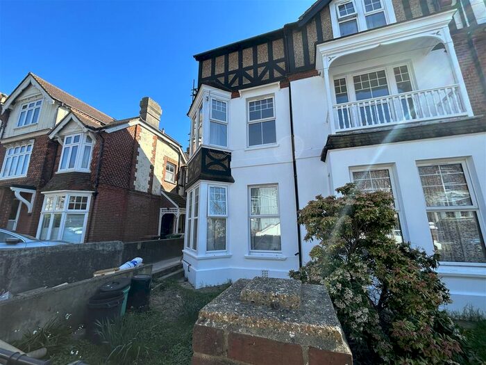 2 Bedroom Flat To Rent In Stanley Road, Hastings, TN34