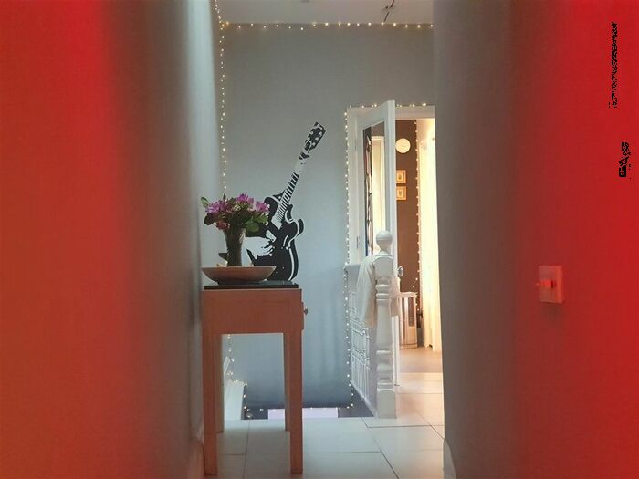 2 Bedroom Flat To Rent In Allington Road, Queens Park, London, W10