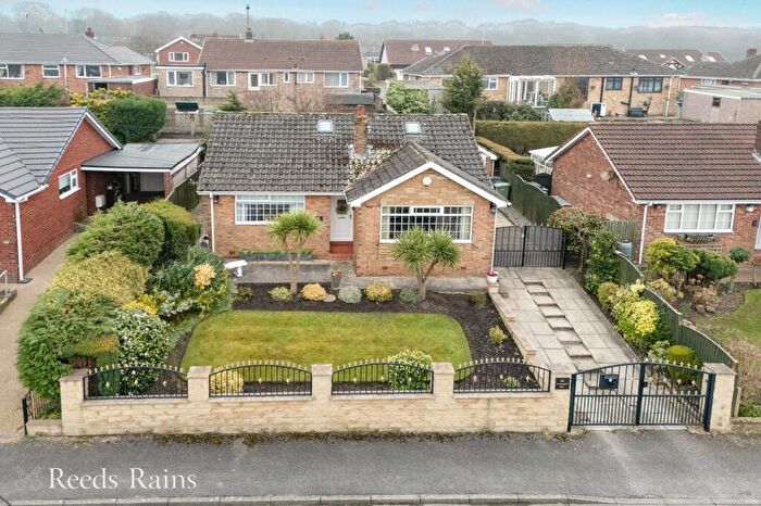 2 Bedroom Bungalow For Sale In Templegate Rise, Leeds, West Yorkshire, LS15