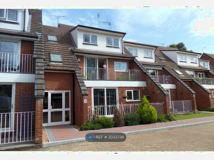 1 Bedroom Flat To Rent In Brasted Close, Orpington, BR6