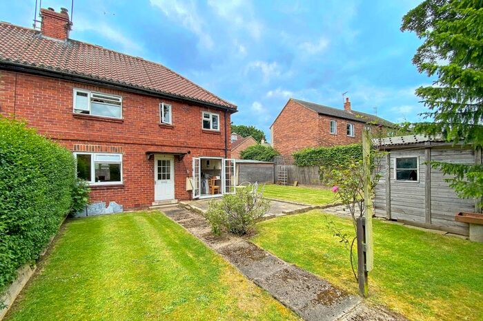 3 Bedroom End Of Terrace House For Sale In Main Street, Staveley, Knaresborough, HG5