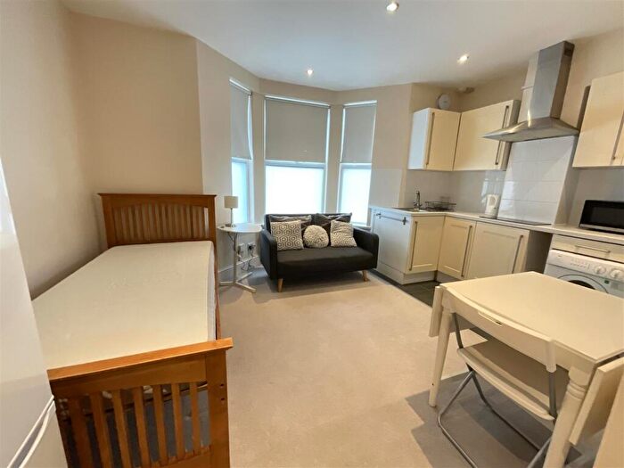 Studio To Rent In Kirby Road, Coventry, CV5