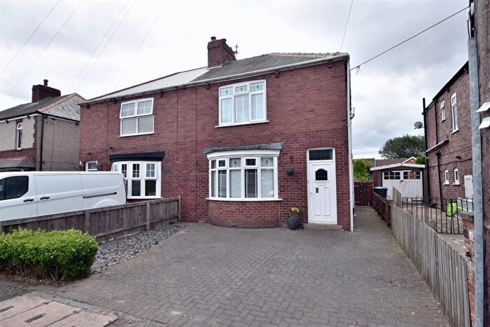 2 Bedroom Semi-Detached House For Sale In Dean Road, Ferryhill, DL17