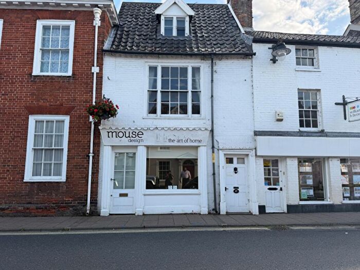 2 Bedroom House For Sale In Earsham Street, Bungay, Suffolk, NR35