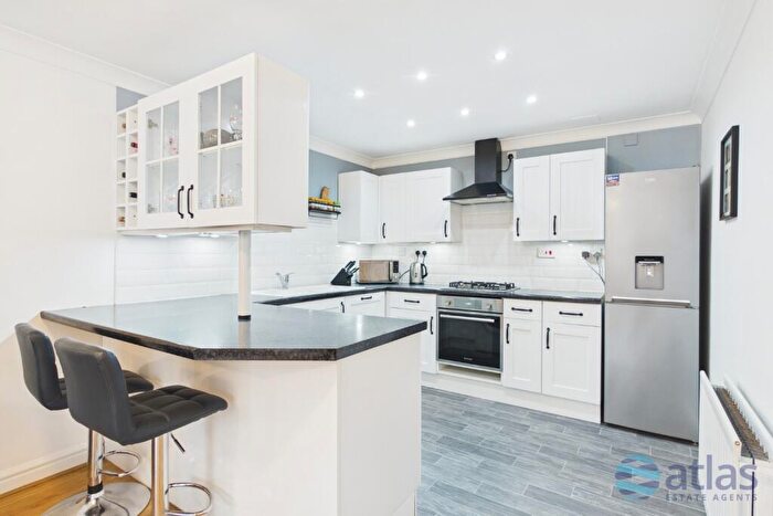 2 Bedroom Flat For Sale In Aigburth Vale, Aigburth, L17