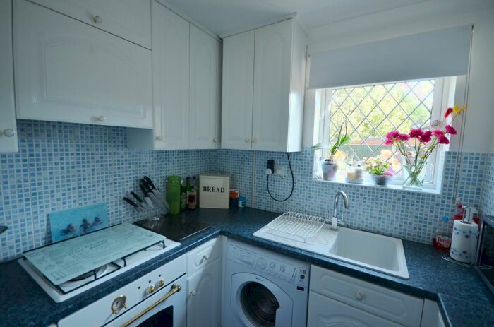 1 Bedroom House To Rent In The Everglades, Hempstead, ME7