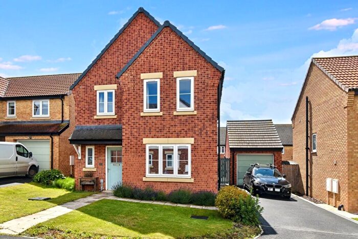 4 Bedroom Detached House For Sale In Walnut Close, Louth, LN11