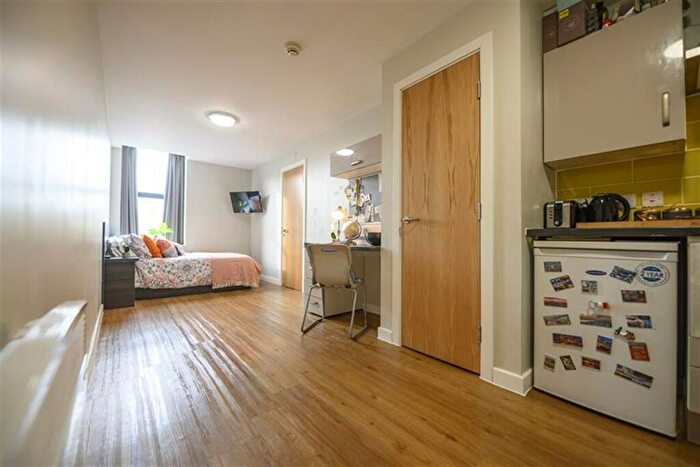 Studio To Rent In Chronicle House, CH1