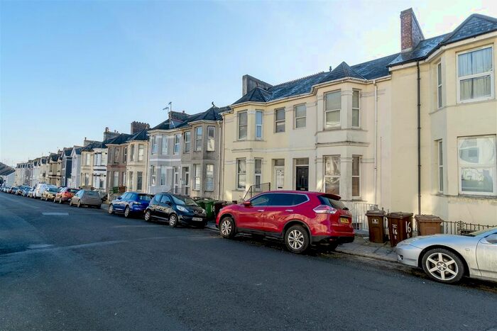 2 Bedroom Flat To Rent In Ashford Road, Mannamead, Plymouth, PL4