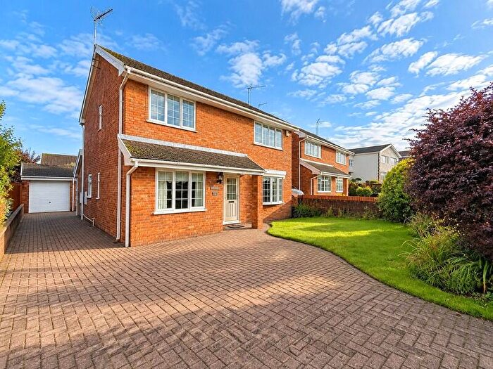 4 Bedroom Detached House For Sale In Heol Iscoed, Efail Isaf, Pontypridd, Rhondda Cynon Taff., CF38