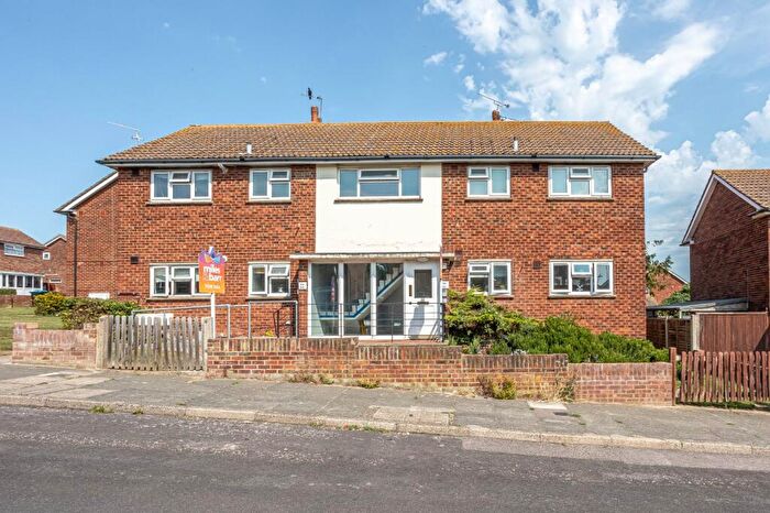 1 Bedroom Flat For Sale In Wharfedale Road, Margate, Kent, CT9