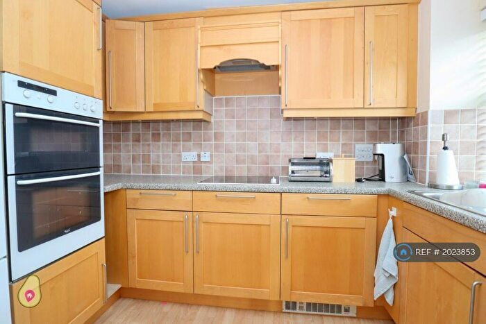 1 Bedroom Flat To Rent In Academy Gate, Camberley, GU15