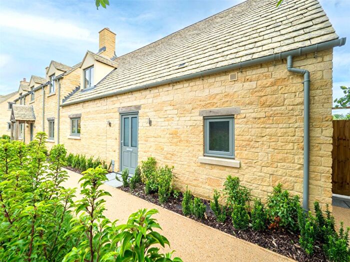 3 Bedroom Semi-Detached House For Sale In The Arrows, Little Rissington, Cheltenham, GL54