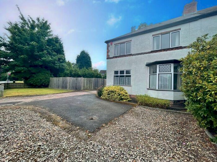 Houses for sale & to rent in B76 1PG, Walmley Road, Sutton Trinity