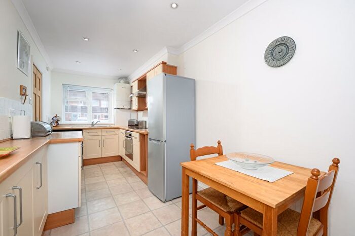 4 Bedroom Terraced House For Sale In Sidney Road, Walton-On-Thames, KT12