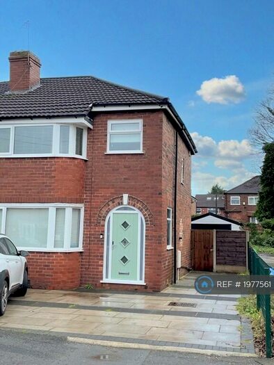 3 Bedroom Semi-Detached House To Rent In Broad Oak Lane, Manchester, M20