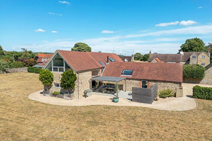 5 Bedroom Detached House For Sale In Church Lane, Dry Sandford, OX13