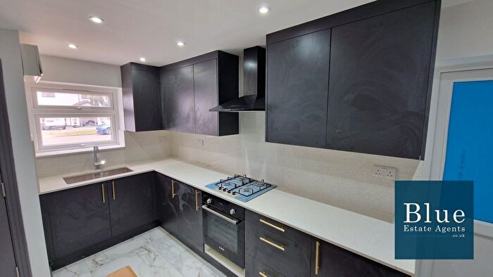 3 Bedroom Property To Rent In Brabazon Road, Hounslow, TW5