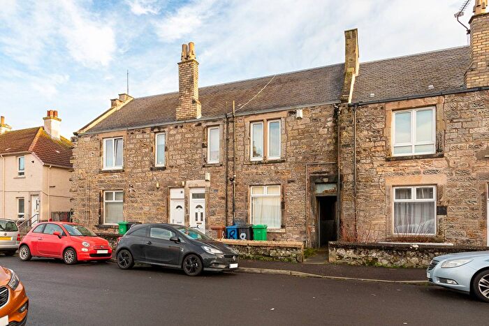 2 Bedroom Flat For Sale In Alison Street, Kirkcaldy, Fife, KY1