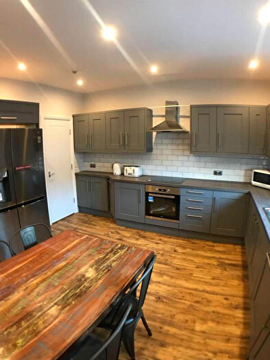 6 Bedroom House To Rent In Grimthorpe Terrace, Leeds, LS6