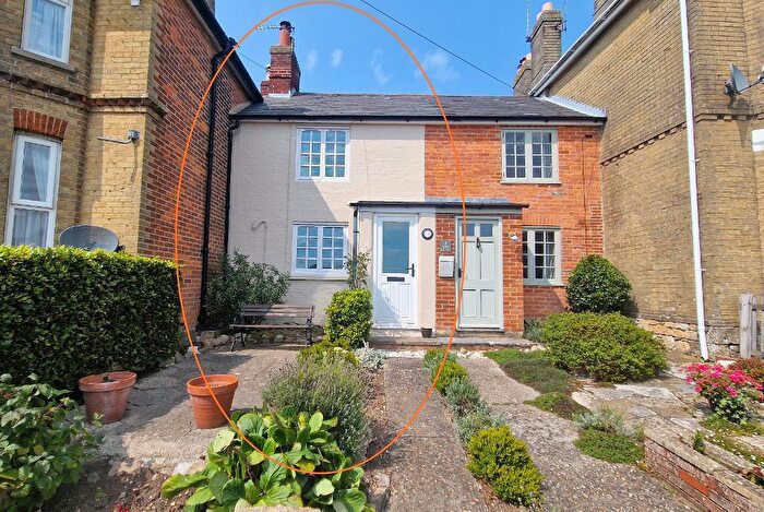 2 Bedroom Terraced House For Sale In Upper Green Road, St Helens, Isle Of Wight, PO33