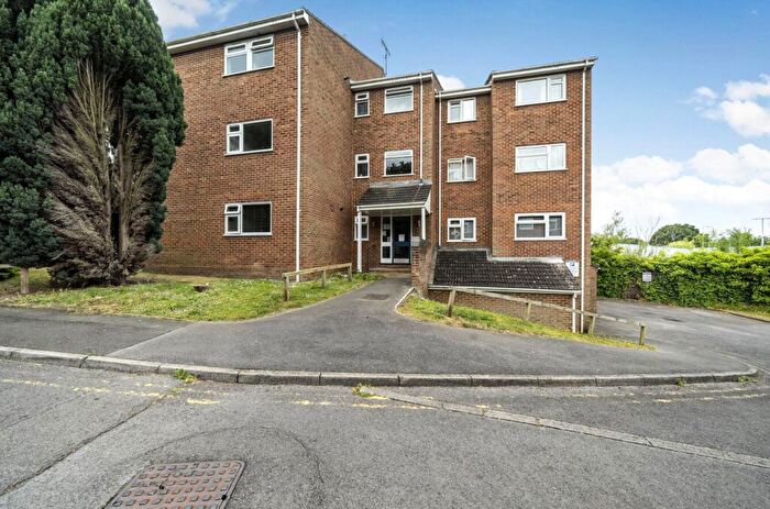 2 Bedroom Apartment For Sale In Elizabeth Court, Alderman Willey Close, Wokingham, RG41