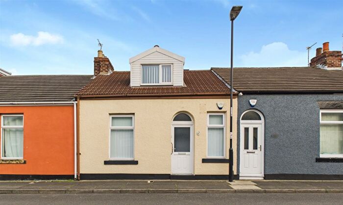 3 Bedroom Cottage For Sale In Lime Street, Millfield, Sunderland, SR4