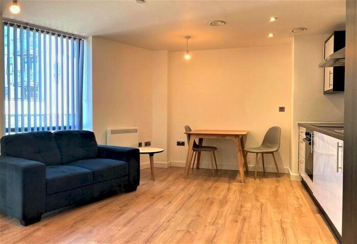 1 Bedroom Flat To Rent In Albert Vaults, - Chapel Street, Salford, M3