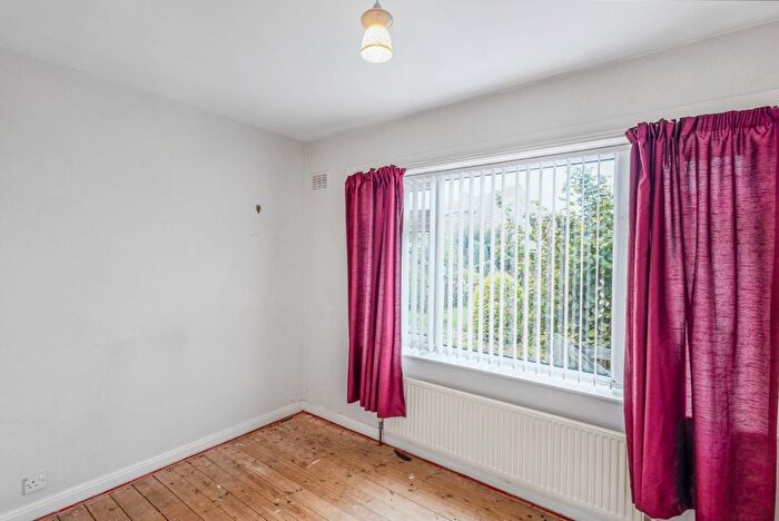 2 Bedroom Detached Bungalow For Sale In Ashley Park Road, York, YO31