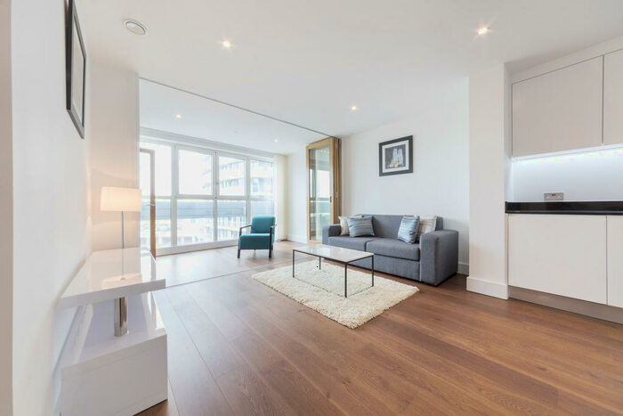2 Bedroom Apartment To Rent In Gateway Tower, Western Gateway, Royal Victoria, London, E16